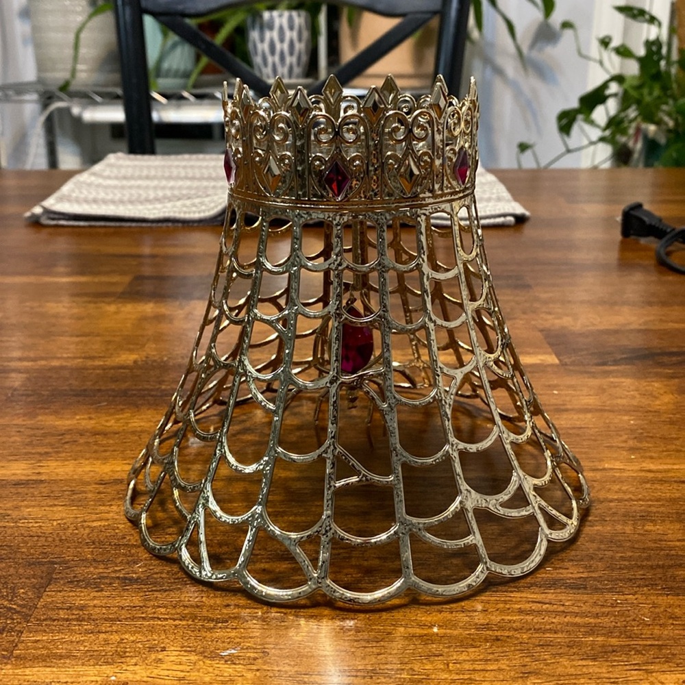 Bath and Body Works Halloween Jeweled Spider single wick candleholder